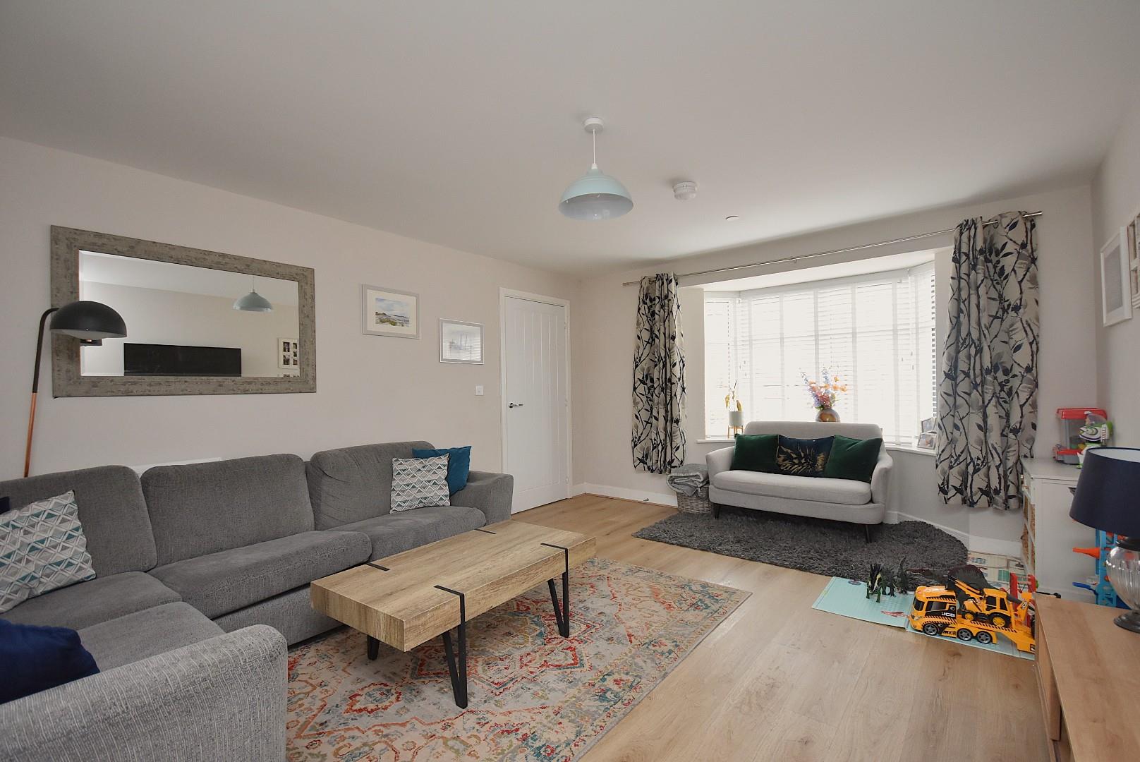 3 Flat Holm Close, Sully, CF64 5WJ